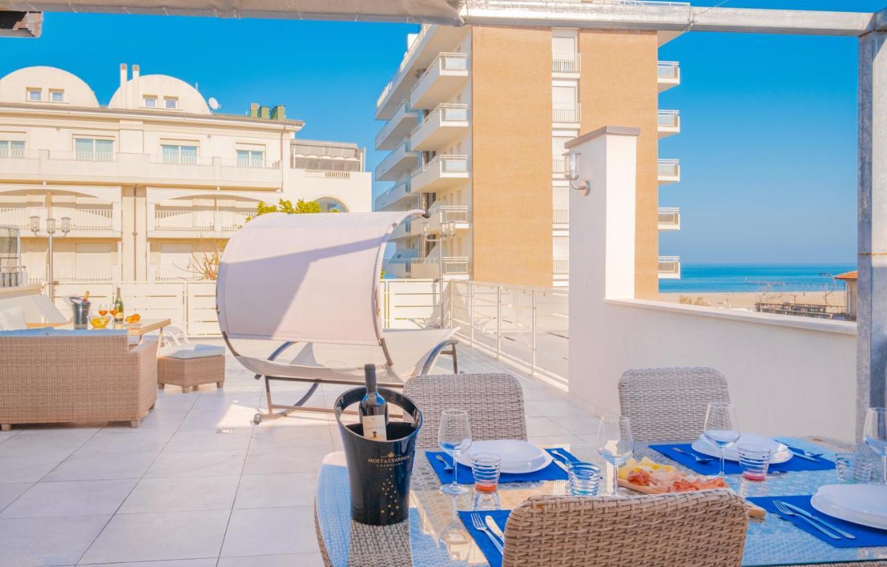 La Maricita Rimini Apartman Kültér fotó