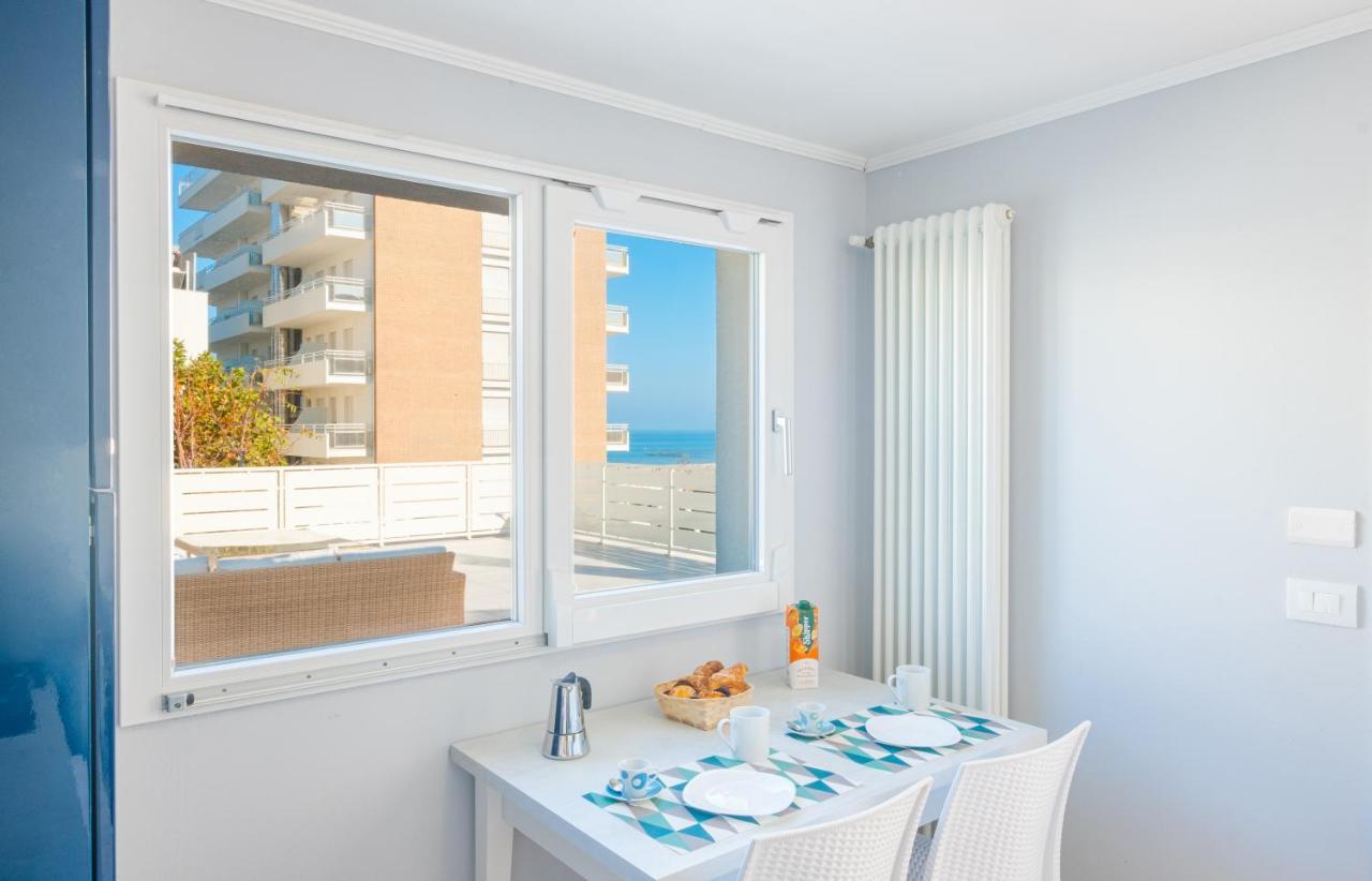 La Maricita Rimini Apartman Kültér fotó